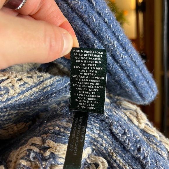 Ralph Lauren Blue and Cream Knit Cardigan - Picture 9 of 12